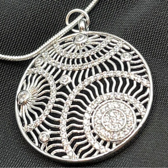 Long Silver Chain with Round Silver Rhinestone - Picture 1 of 3